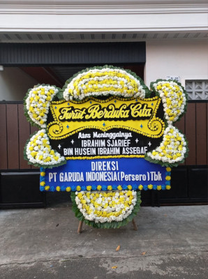 Papan Bunga Duka di Woloan Dua
